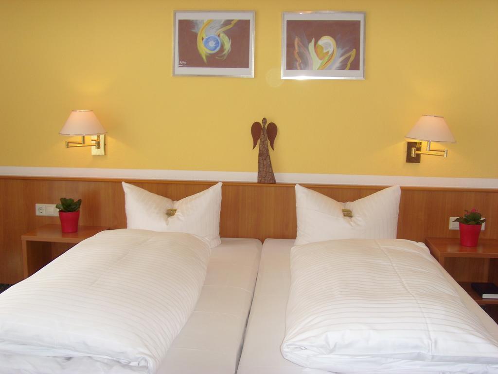 Hotel & Restaurant Engel Herbertingen Pokój zdjęcie